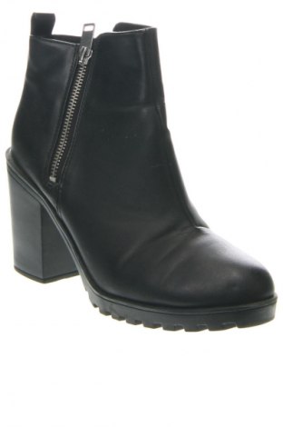 Damen Stiefeletten H&M Divided, Größe 38, Farbe Schwarz, Preis 15,99 €