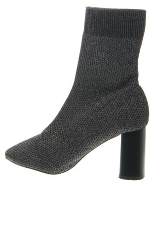 Botine de damă Zara, Mărime 37, Culoare Gri, Preț 57,99 Lei