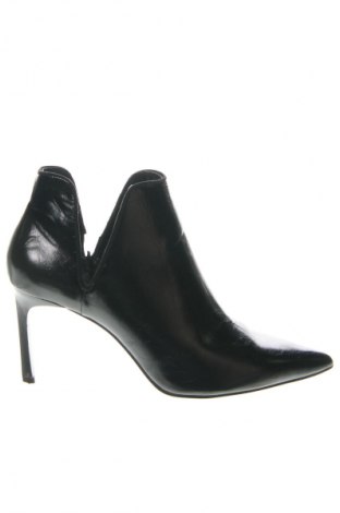 Botine de damă Zara Trafaluc, Mărime 39, Culoare Negru, Preț 67,99 Lei