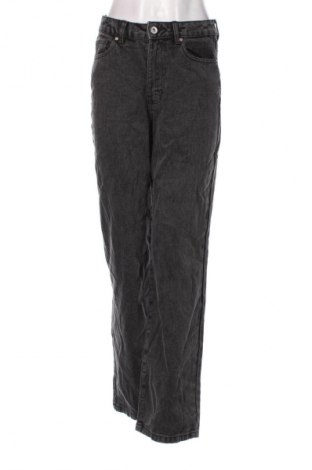 Damen Jeans Boohoo, Größe S, Farbe Grau, Preis 14,99 €