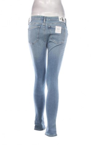 Damskie jeansy Calvin Klein Jeans, Rozmiar M, Kolor Niebieski, Cena 498,99 zł