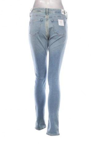 Dámske džínsy  Calvin Klein Jeans, Veľkosť M, Farba Modrá, Cena  93,95 €