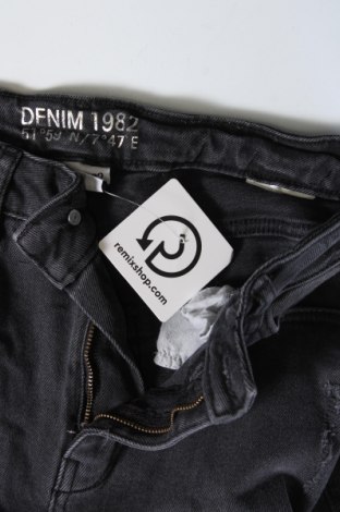 Дамски дънки Denim 1982, Размер S, Цвят Сив, Цена 10,99 лв.