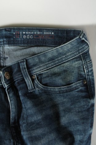 Damskie jeansy Edc By Esprit, Rozmiar M, Kolor Niebieski, Cena 59,99 zł