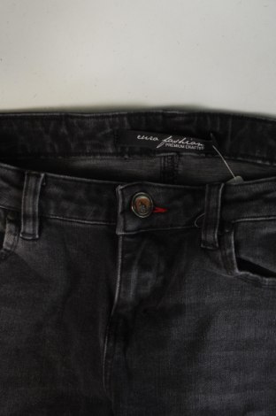 Damskie jeansy Euro Fashion, Rozmiar S, Kolor Szary, Cena 30,99 zł