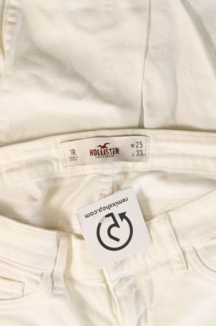 Damskie jeansy Hollister, Rozmiar S, Kolor Biały, Cena 37,99 zł