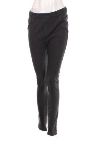 Damen Jeans Janina, Größe M, Farbe Schwarz, Preis 6,99 €