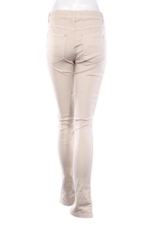 Damen Jeans Jeans By Bessie, Größe S, Farbe Beige, Preis 10,49 €