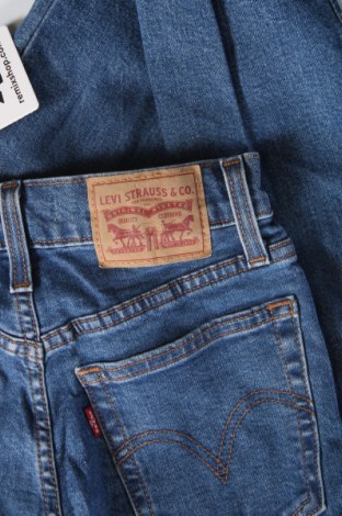 Дамски дънки Levi's, Размер XXS, Цвят Син, Цена 37,99 лв.