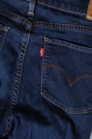 Дамски дънки Levi's, Размер XL, Цвят Син, Цена 75,49 лв.