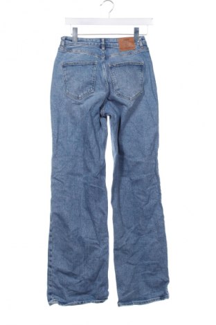 Damskie jeansy ONLY, Rozmiar XS, Kolor Niebieski, Cena 49,99 zł