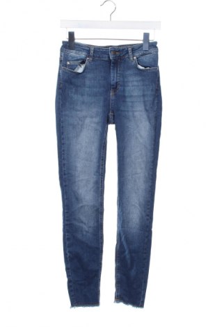 Damskie jeansy ONLY, Rozmiar XXS, Kolor Niebieski, Cena 38,99 zł