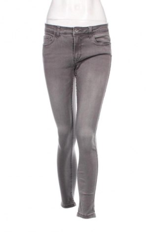 Damen Jeans ONLY, Größe M, Farbe Grau, Preis 10,99 €