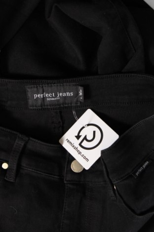 Damskie jeansy Perfect Jeans By Gina Tricot, Rozmiar M, Kolor Czarny, Cena 54,99 zł