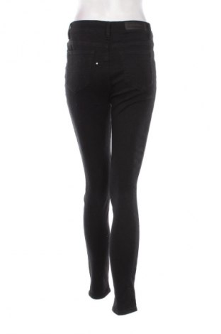 Damskie jeansy Perfect Jeans By Gina Tricot, Rozmiar M, Kolor Czarny, Cena 54,99 zł