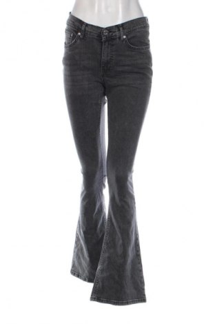 Damen Jeans Perfect Jeans By Gina Tricot, Größe M, Farbe Grau, Preis 10,99 €