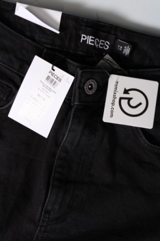 Damen Jeans Pieces, Größe XS, Farbe Schwarz, Preis € 24,99