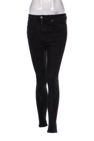 Damen Jeans Reserved, Größe S, Farbe Schwarz, Preis € 8,49