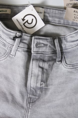 Damskie jeansy River Island, Rozmiar M, Kolor Szary, Cena 297,99 zł