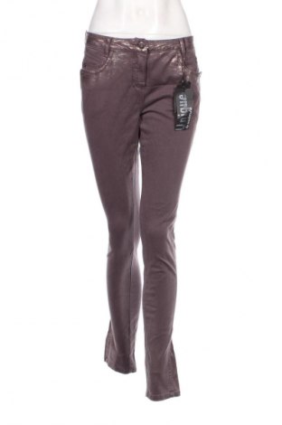 Damen Jeans Soulmate, Größe S, Farbe Lila, Preis 32,99 €