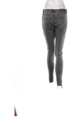 Damen Jeans Stradivarius, Größe L, Farbe Grau, Preis 7,99 €