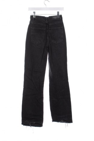 Damen Jeans Stradivarius, Größe XS, Farbe Grau, Preis € 9,49