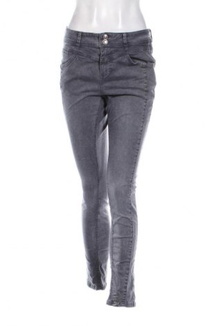 Damen Jeans Street One, Größe M, Farbe Grau, Preis 11,99 €