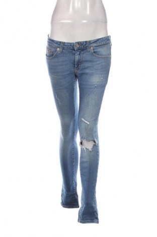 Damskie jeansy Tommy Jeans, Rozmiar M, Kolor Niebieski, Cena 330,99 zł