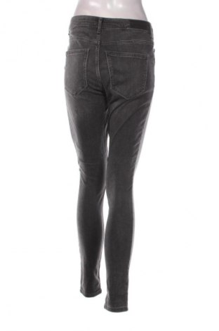 Damskie jeansy Vero Moda, Rozmiar M, Kolor Szary, Cena 108,99 zł