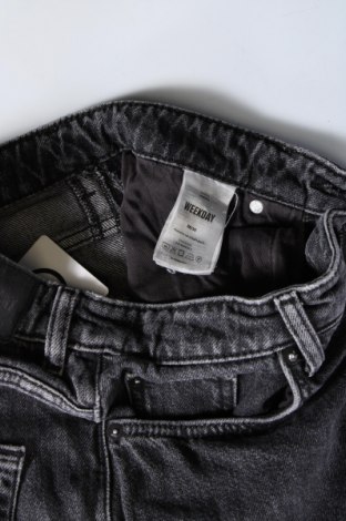 Damen Jeans Weekday, Größe S, Farbe Grau, Preis € 13,49