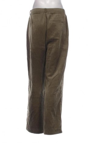 Damen Cordhose Sisters Point, Größe L, Farbe Grün, Preis € 15,99