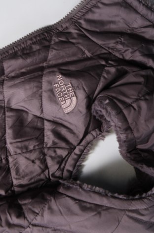 Dámská vesta  The North Face, Velikost M, Barva Fialová, Cena  745,00 Kč