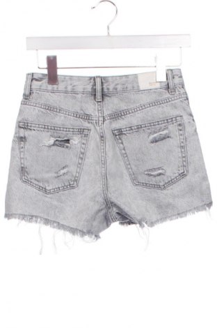 Damen Shorts Bershka, Größe XS, Farbe Grau, Preis 5,99 €