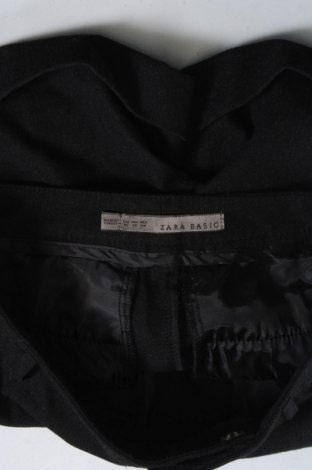 Pantaloni scurți de femei Zara, Mărime XS, Culoare Negru, Preț 27,99 Lei