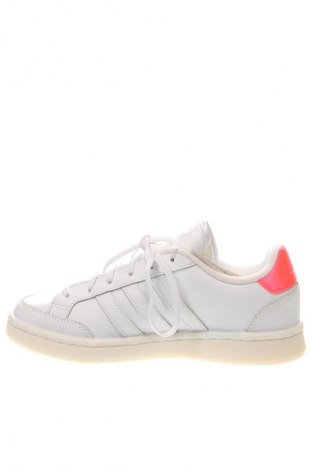 Încălțăminte de damă Adidas, Mărime 38, Culoare Alb, Preț 388,99 Lei