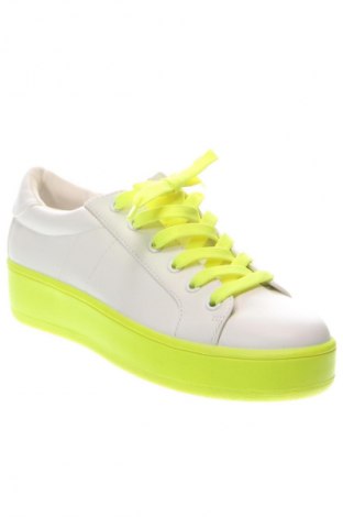 Dámske topánky  Steve Madden, Veľkosť 38, Farba Biela, Cena  46,95 €