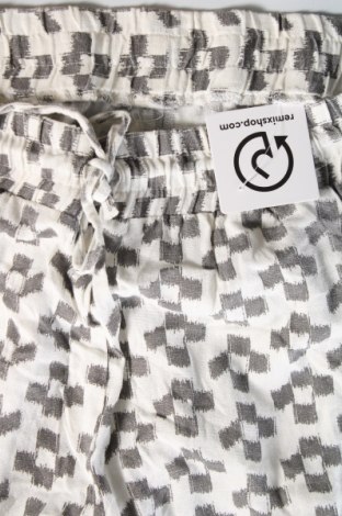 Damenhose, Größe L, Farbe Mehrfarbig, Preis € 10,49