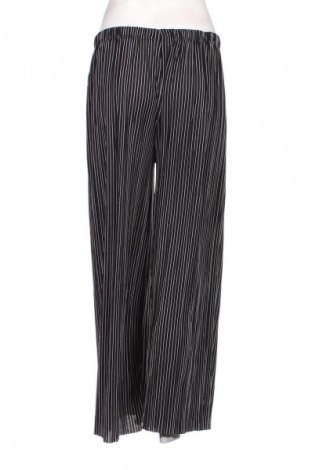 Pantaloni de femei, Mărime M, Culoare Multicolor, Preț 31,99 Lei