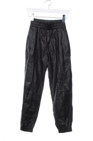 Pantaloni de femei Bershka, Mărime XS, Culoare Negru, Preț 30,99 Lei