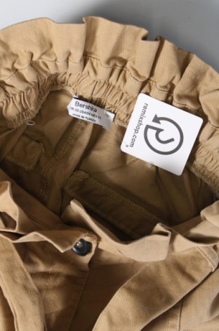 Damenhose Bershka, Größe S, Farbe Beige, Preis 6,49 €