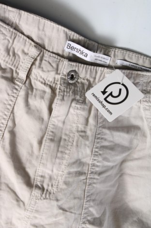 Damenhose Bershka, Größe M, Farbe Beige, Preis € 7,99