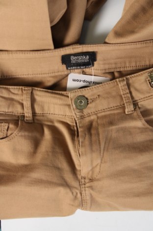 Damenhose Bershka, Größe S, Farbe Beige, Preis € 27,67