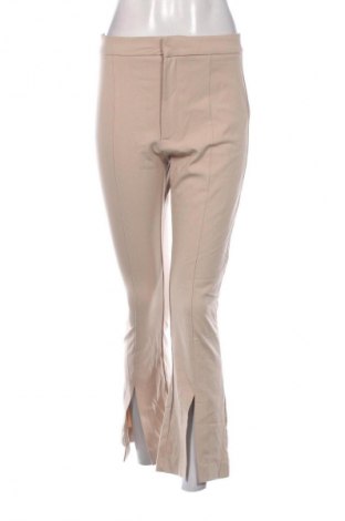 Damenhose Bershka, Größe M, Farbe Beige, Preis 6,99 €