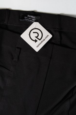 Damenhose Bershka, Größe L, Farbe Schwarz, Preis € 7,49