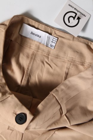 Damenhose Bershka, Größe M, Farbe Beige, Preis 20,49 €