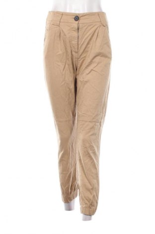 Damenhose Bershka, Größe S, Farbe Beige, Preis 7,49 €