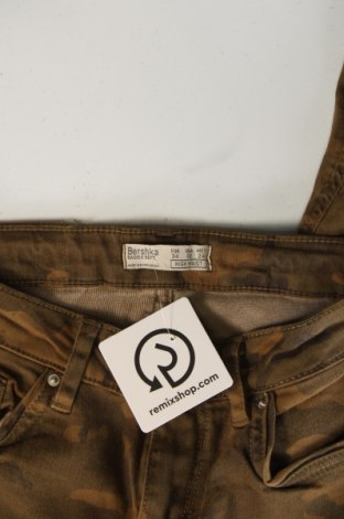 Damenhose Bershka, Größe XS, Farbe Mehrfarbig, Preis € 7,49