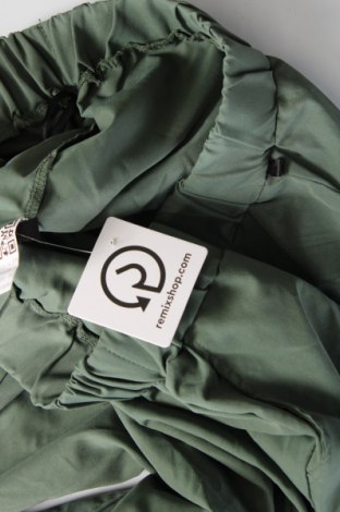 Damenhose CBR, Größe M, Farbe Grün, Preis € 7,49