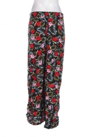 Pantaloni de femei Calzedonia, Mărime M, Culoare Multicolor, Preț 134,99 Lei