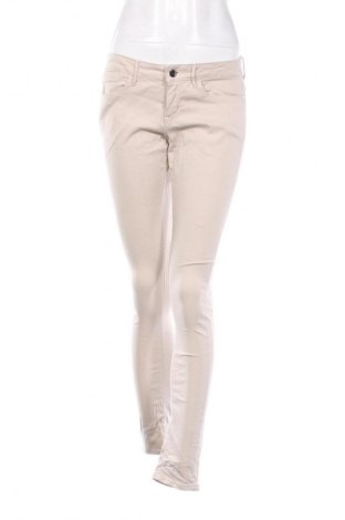 Damenhose Guess, Größe M, Farbe Beige, Preis € 23,99